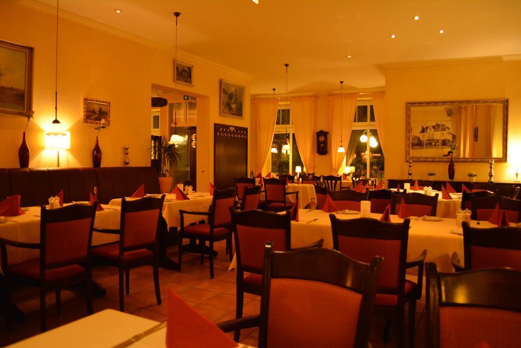 Hotel Klausdorfer Hof Schwentinental Esterno foto