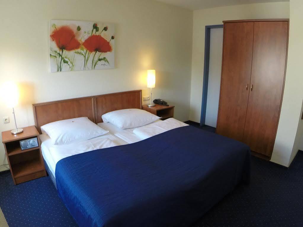 Hotel Klausdorfer Hof Schwentinental Esterno foto